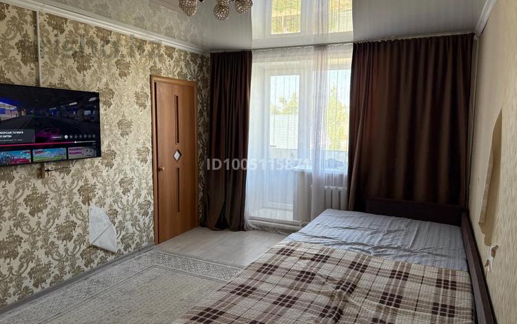 3-бөлмелі пәтер · 54.1 м² · 2/2 қабат, Тауелсиздик 38 — Пересечение Пушкина Тауелсиздик, бағасы: 9 млн ₸ в Железинке — фото 2