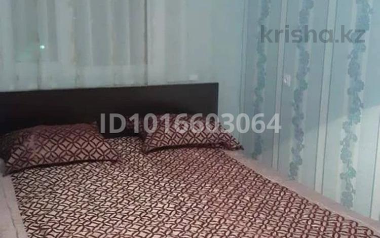 3-комнатная квартира · 44 м² · 5/5 этаж, Майкудук, 16й микрорайон за 120 000 ₸ в Караганде, Алихана Бокейханова р-н — фото 2