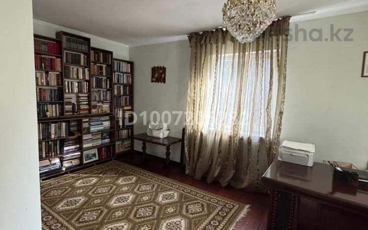 Отдельный дом · 4 комнаты · 230 м² · 7.5 сот., мкр Акжар, Усикова за 60 млн ₸ в Алматы, Наурызбайский р-н — фото 2