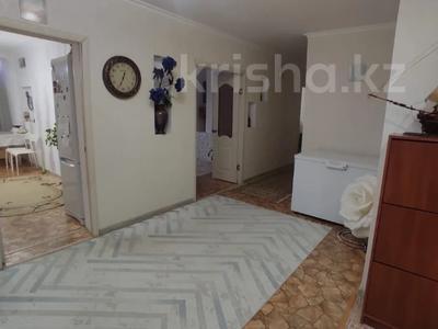 3-комнатная квартира · 100.5 м² · 8/9 этаж, мкр 12 за 29 млн ₸ в Актобе