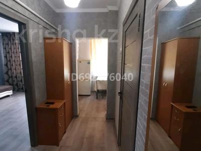1-комнатная квартира, 35 м², 1/3 этаж помесячно, Ахметова за 170 000 〒 в Алматы, Турксибский р-н