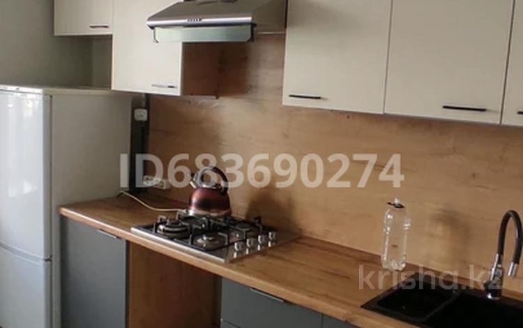 2-бөлмелі пәтер · 50 м² · 7/9 қабат, Богенбайулы 44, бағасы: 200 000 ₸ в Семее — фото 11