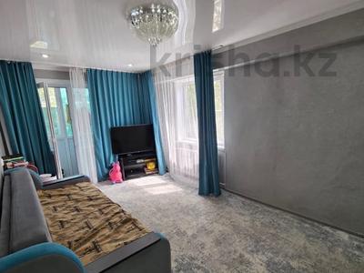 2-бөлмелі пәтер · 41 м² · 2/5 қабат, Бурова 15, бағасы: 19 млн ₸ в Усть-Каменогорске