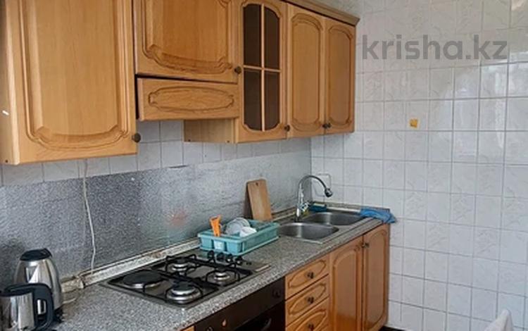 2-комнатная квартира · 50 м² · 3/9 этаж, Жибек жолы 81 — Аблайхана за 350 000 ₸ в Алматы, Алмалинский р-н — фото 2