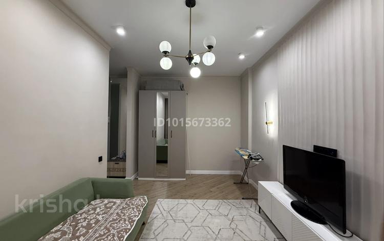 1-комнатная квартира · 42 м² · 4/18 этаж, Санжара Асфендиярова 11 за 250 000 ₸ в Астане, Нура р-н — фото 2