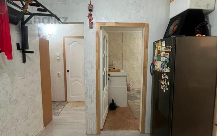 2-бөлмелі пәтер · 55 м² · 1/5 қабат, 2 ш/а., братьев жубановых, бағасы: 17 млн ₸ в Актобе, мкр 8 — фото 2