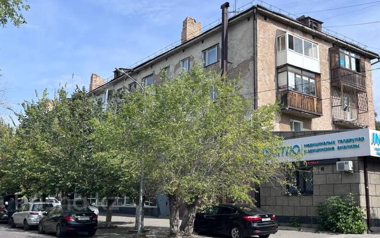 2-бөлмелі пәтер · 42 м² · 4/4 қабат, Жаңа қала ш/а., Терешковой — Назарбаева, бағасы: 15.5 млн ₸ в Караганде, Казыбек би р-н — фото 17