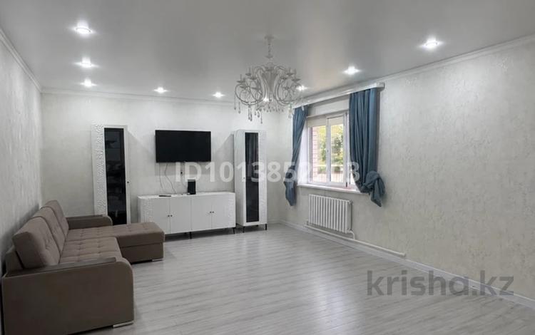 Жеке үй · 4 бөлме · 170 м² · 14 жүзд., 12 ш/а., Ск актюбсельмаш-10 82 — Аксункар, бағасы: 40 млн ₸ в Актобе, мкр 12 — фото 13