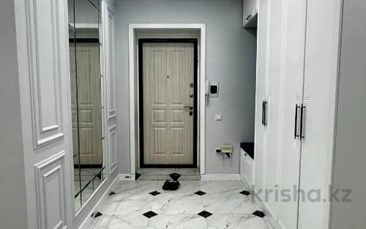 3-бөлмелі пәтер · 90 м² · 1/5 қабат, Алтын орда ш/а., бағасы: 39 млн ₸ в Актобе, мкр. Алтын орда — фото 2