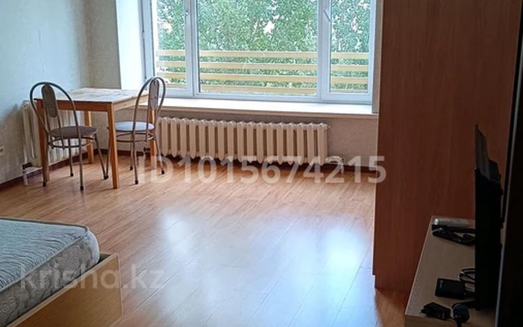 1-комнатная квартира · 45 м² · 3/9 этаж, Акмешит 5 за 260 000 ₸ в Астане, Есильский р-н — фото 2