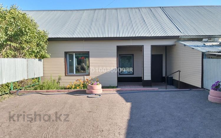 Сұлулық салондары · 53.4 м², бағасы: 15 млн ₸ в Шахтинске — фото 2