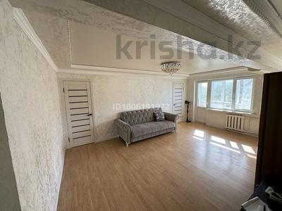 3-бөлмелі пәтер · 45 м² · 4/5 қабат, Центральный ш/а., Утемисова — возле ТЦ Насиха, бағасы: 16 млн ₸ в Атырау, мкр Центральный