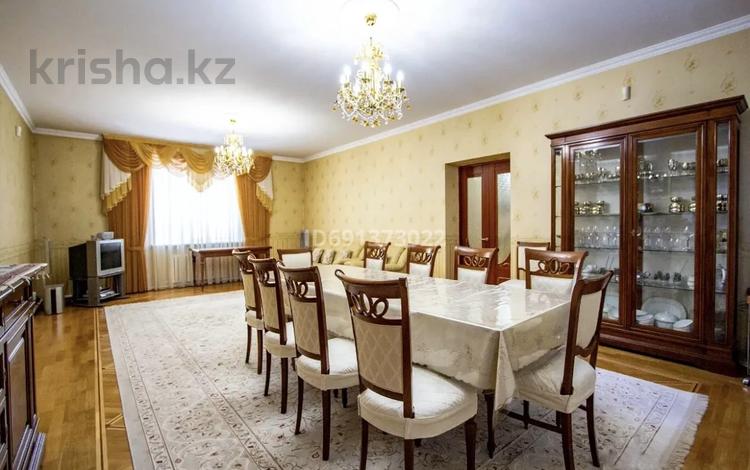 Жеке үй • 6 бөлмелер • 380 м² • 10 сот., мкр Курамыс 28, бағасы: 195 млн 〒 в Алматы, Наурызбайский р-н — фото 61