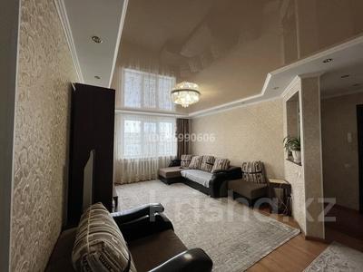 4-бөлмелі пәтер, 88 м², 4/10 қабат ай сайын, Утепова 31/4, бағасы: 300 000 〒 в Усть-Каменогорске, Ульбинский