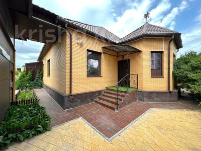 Отдельный дом · 5 комнат · 390 м² · 18 сот., мкр Михайловка , Жанибекова 115 — Мирас парк за 137 млн 〒 в Караганде, Казыбек би р-н