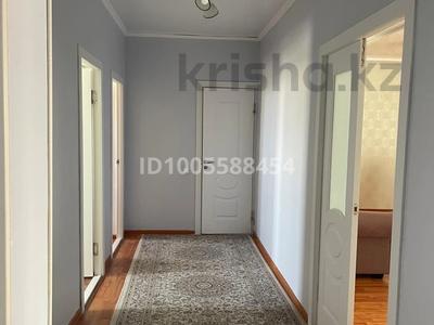 4-бөлмелі пәтер · 90 м² · 4/5 қабат, Тауелсиздик 1, бағасы: 25.5 млн ₸ в 