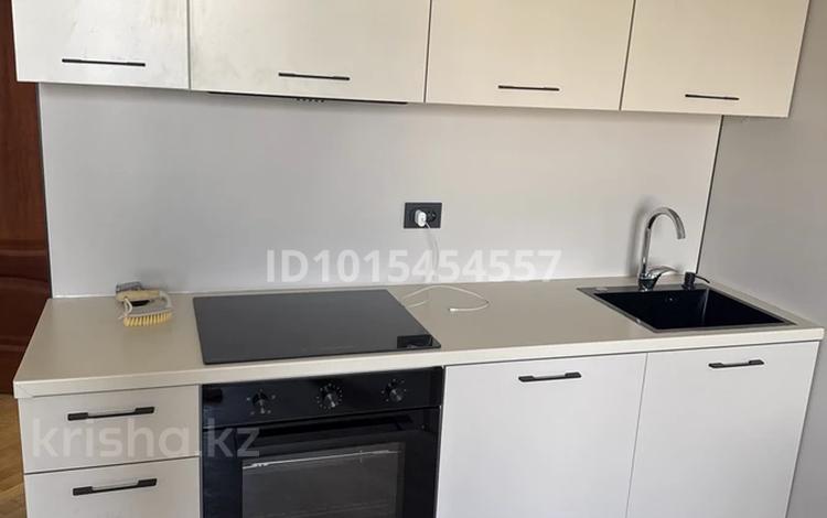 2-комнатная квартира · 55 м² · 12 этаж, Солодовникова 21а за 400 000 ₸ в Алматы, Бостандыкский р-н — фото 2
