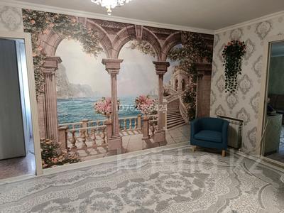3-комнатная квартира · 58 м² · 1/3 этаж, мкр Шанхай, ул. О.Кошевого 99 за 16 млн ₸ в Актобе