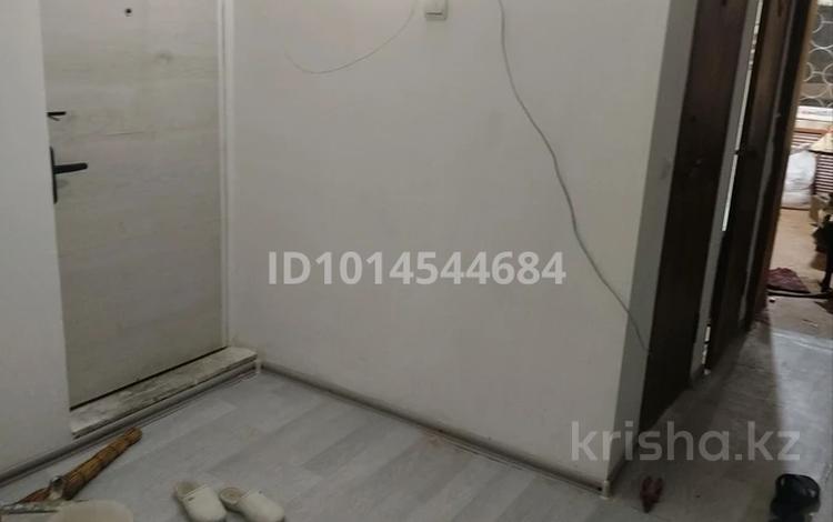 3-бөлмелі пәтер · 64 м² · 1/5 қабат, Салтанат ш/а. 5, бағасы: 19 млн ₸ в Таразе, мкр Салтанат — фото 2