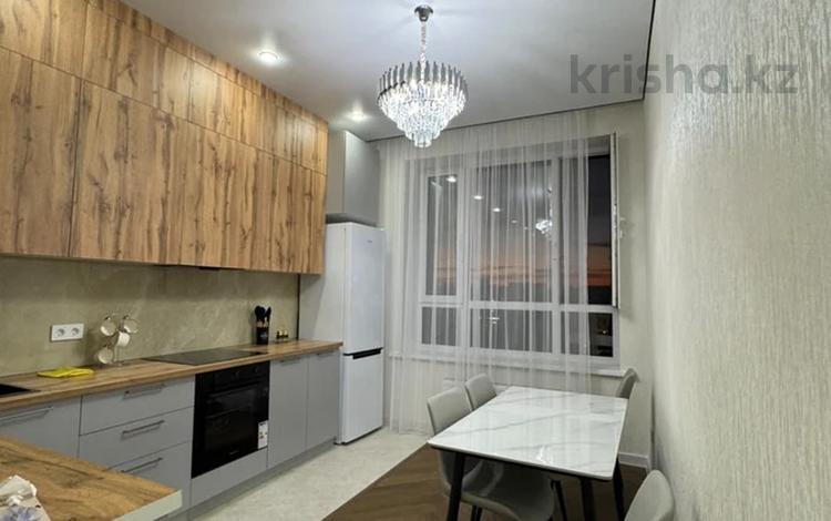 3-бөлмелі пәтер · 65 м² · 3/9 қабат, ул. Айнаколь 64, бағасы: 350 000 ₸ в Астане — фото 2