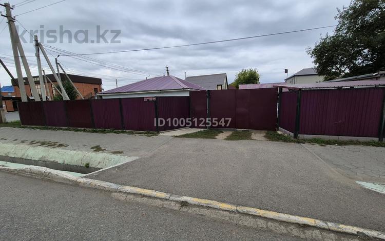 Отдельный дом · 3 комнаты · 70 м² · 4 сот., Назарбаева — Шевченко за 14.5 млн 〒 в Кокшетау — фото 2