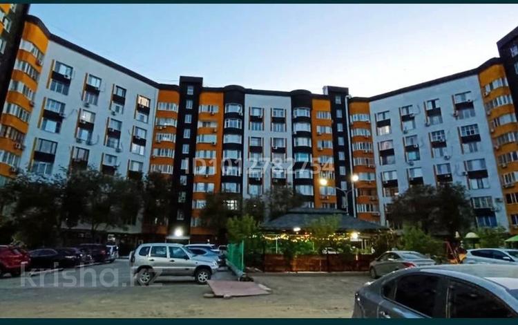 2-комнатная квартира · 80 м² · 8/9 этаж, Исатая Тайманова 58 за 280 000 ₸ в Атырау — фото 2