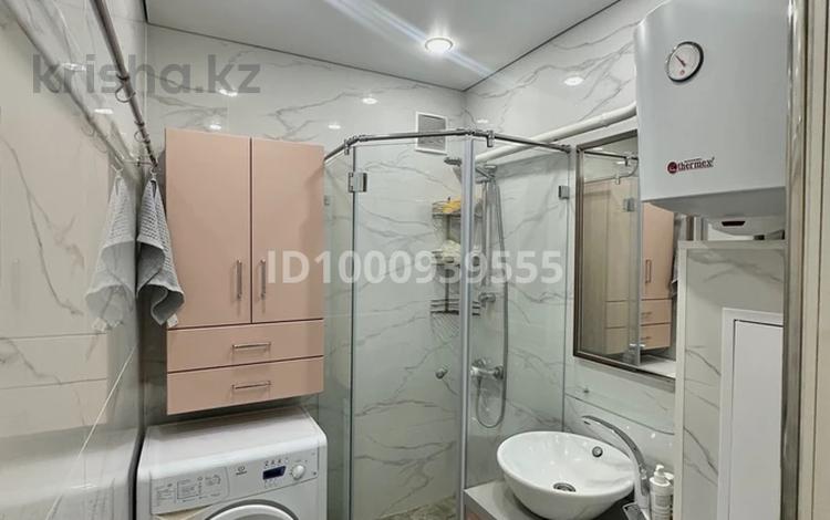 2-комнатная квартира · 47 м² · 1/5 этаж, мкр Новый Город, Нуркена Абдирова 47/1 за 170 000 ₸ в Караганде, Казыбек би р-н — фото 2