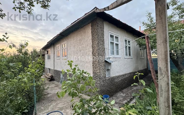 Отдельный дом · 4 комнаты · 130 м² · 4.3 сот., мкр Карагайлы, Руханият 15а за 300 000 ₸ в Алматы, Наурызбайский р-н — фото 2