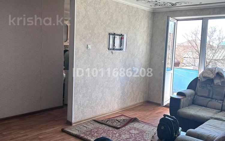 3-комнатная квартира · 65 м² · 2/5 этаж, Ауезова — Балдырган садик и Базар за 21 млн ₸ в  — фото 2