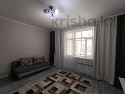 1-бөлмелі пәтер · 35 м² · 2 қабат, Айтеке би 9, бағасы: 170 000 ₸ в Астане, Есильский р-н