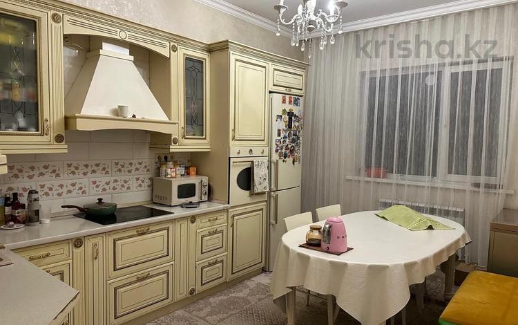 4-бөлмелі пәтер · 112 м² · 2/14 қабат, мкр Таугуль-1, Сулейменова 24а, бағасы: 99 млн ₸ в Алматы, Ауэзовский р-н — фото 2