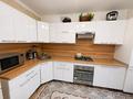 4-бөлмелі пәтер · 71.1 м² · 1/5 қабат, Центральный ш/а., Момышулы 21, бағасы: 30 млн ₸ в Атырау, мкр Центральный