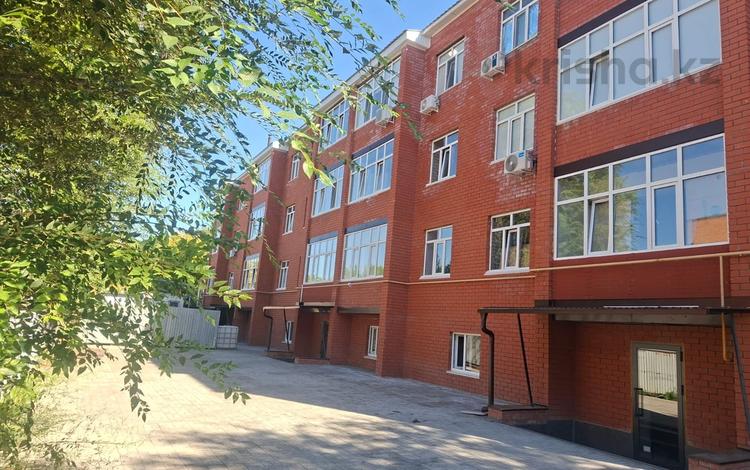 1-комнатная квартира · 35.9 м² · 3/3 этаж, караша за 14.5 млн ₸ в Уральске — фото 2