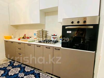 2-комнатная квартира · 85 м² · 2/5 этаж, мкр Северо-Восток 19/2 за 30.5 млн ₸ в Уральске