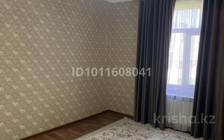 2-комнатная квартира · 74 м² · 3/3 этаж, мкр Нурсат 200 за 35 млн ₸ в Шымкенте, Каратауский р-н — фото 2
