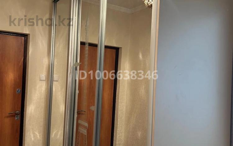 3-комнатная квартира · 68 м² · 6/9 этаж, 5 микрорайон 18 за 270 000 〒 в Аксае — фото 2