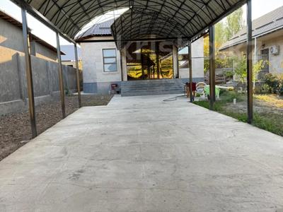 Отдельный дом · 6 комнат · 218 м² · 8 сот., мкр Мирас, Мкр Мирас, улица Ажарлы — Дербес улица за 75 млн 〒 в Шымкенте, Каратауский р-н