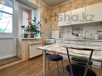 Аренда квартир в Алматы: 2-комнатная квартира · 55 м² · 4/5 этаж · помесячно, мкр Самал-1 13 — Достык Жолдосбекова за 310 000 〒 2-комнатная квартира · 55 м² · 4/5 этаж · помесячно, мкр Самал-1 13 — Достык Жолдосбекова за 310 000 〒 в Алматы, Медеуский р-н