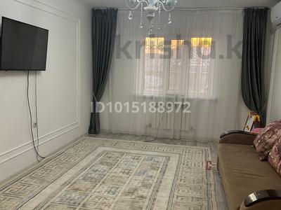2-бөлмелі пәтер · 56 м² · 2/5 қабат, Арай-2 ш/а. 18, бағасы: 25 млн ₸ в Таразе, мкр Арай-2