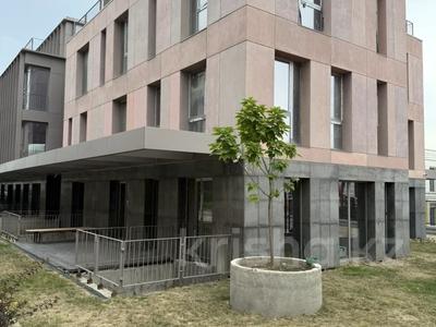 4-бөлмелі пәтер · 185.2 м² · 1/4 қабат