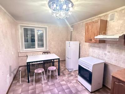 1-комнатная квартира · 45 м² · 5/5 этаж, Ишимская за 19.5 млн 〒 в Петропавловске