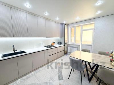 3-бөлмелі пәтер · 89 м² · 1/5 қабат, Самал 33а, бағасы: 38 млн ₸ в Талдыкоргане, мкр Самал