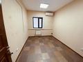 Свободное назначение, офисы, склады, кабинеты и рабочие места, студии · 11 м² за 38 500 〒 в Атырау, мкр Ак депо — фото 3