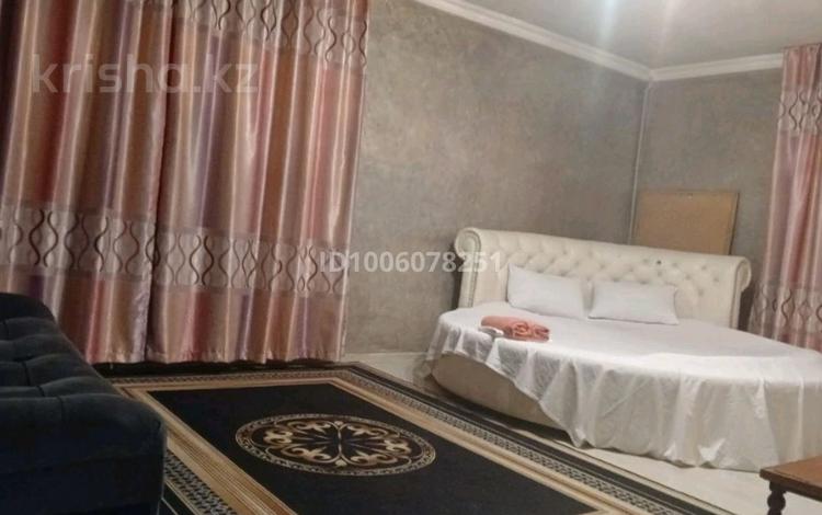 1-комнатная квартира · 34 м² · 3/4 этаж, мкр Тастак-2, Абылайхана 27 — Райымбека за 10 000 ₸ в Алматы, Алмалинский р-н — фото 8