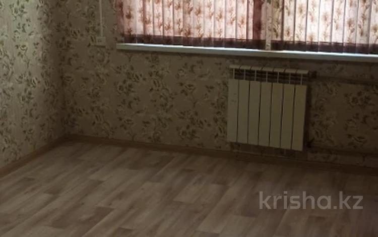 2-комнатная квартира, 45 м², 2/2 этаж помесячно, Желтоксан 156