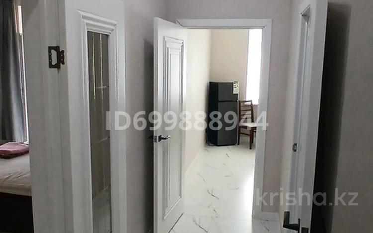 1-комнатная квартира · 55 м² · 1/5 этаж, мкр. Алтын орда 7 — Алтын орда 10л за 2 000 ₸ в Актобе — фото 58