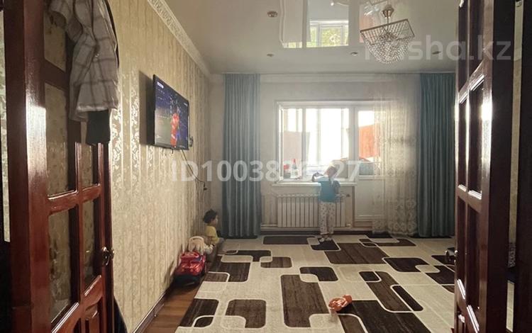 2-бөлмелі пәтер · 57.2 м² · 4/6 қабат, Асылбекова 95, бағасы: 20 млн ₸ в Жезказгане — фото 2