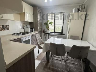 3-бөлмелі пәтер · 70 м² · 5/5 қабат, мкр Мамыр-1 15, бағасы: 46.5 млн ₸ в Алматы, Ауэзовский р-н