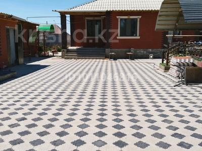Отдельный дом · 5 комнат · 272 м² · 7 сот., Маяқұм 41 41 — Кентауски трасса жолдын бойы за 33 млн 〒 в Туркестане