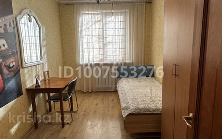 3-комнатная квартира · 63 м² · 3/5 этаж, Хусаинова 157 — Сити центр за 220 000 ₸ в Уральске, мкр Школьник — фото 2